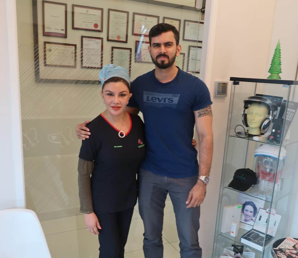 Dr Inder and Patient at Hair Transplant Centre Malaysia